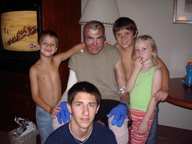 A picture of Shilo, Albert, Nic, Liz, and Josh in the summer of 07